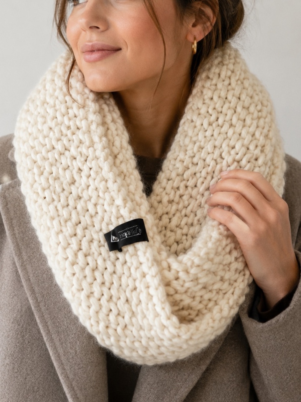 Jack & Julie Chunky Knit Infinity Scarf Cream Cozy Winter Loop Scarf OS